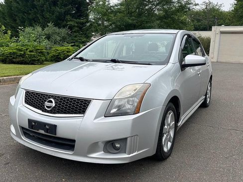 Used 2012 Nissan Sentra 2.0 SR image 4