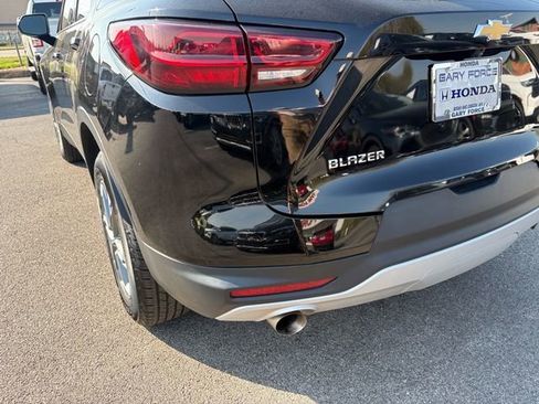 Used 2024 Chevrolet Blazer LT w/ Convenience Package FWD image 23