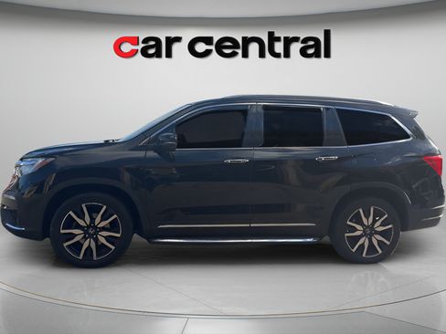 Used 2019 Honda Pilot Touring image 2