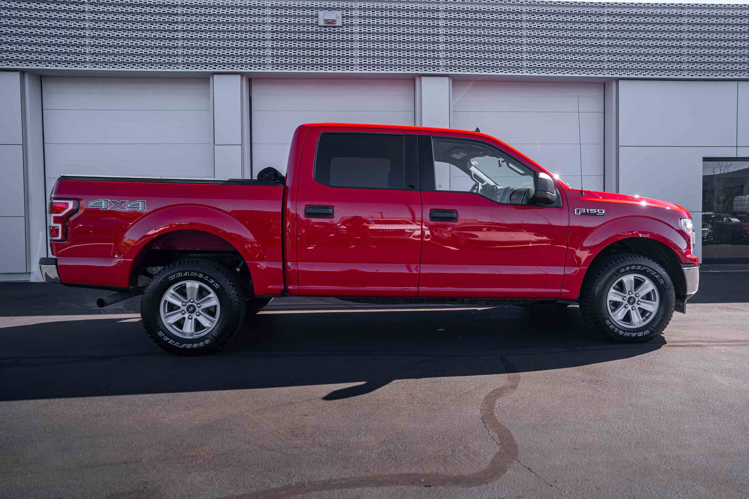 Used 2020 Ford F150 XLT AWD/4WD image 3