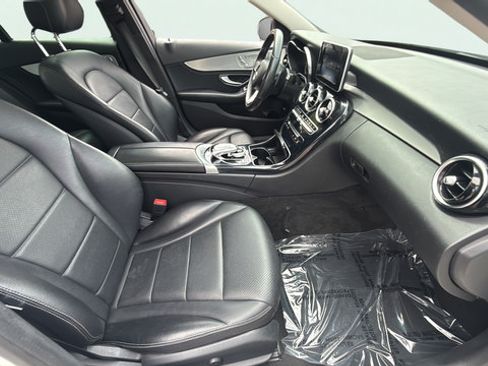 Used 2015 Mercedes-Benz C 300 Sedan image 19