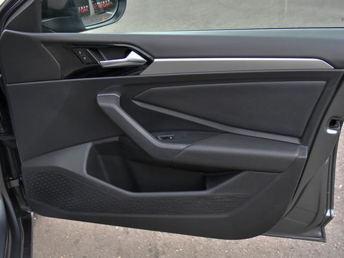 Used 2020 Volkswagen Jetta R-Line image 37