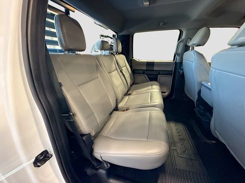 Used 2022 Ford F550 4x4 Crew Cab Super Duty w/ Power Equipment Group image 22