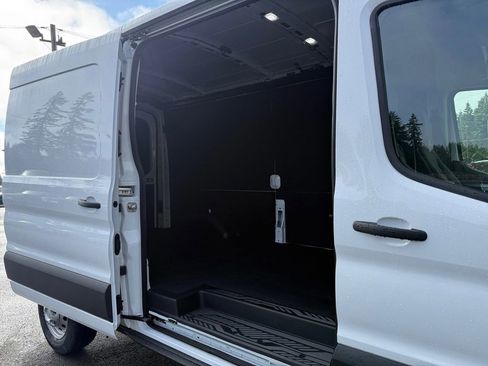 New 2026 Ford Transit 250 148 Medium Roof Extended AWD w/ Load Area Protection Package image 11