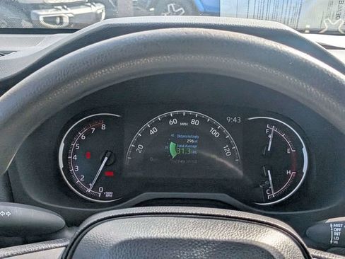 Used 2024 Toyota RAV4 XLE FWD image 28
