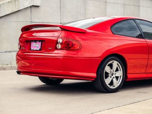 Used 2004 Pontiac GTO image 23