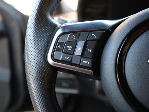 Used 2021 Jaguar F-TYPE R image 84