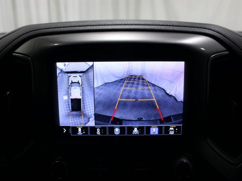 Used 2022 Chevrolet Silverado 2500 LTZ w/ LTZ Plus Package AWD/4WD image 16