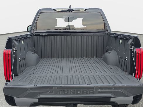Used 2023 Toyota Tundra Limited image 12