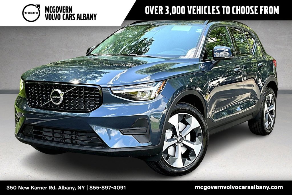 New 2026 Volvo XC40 B5 Core w/ Protection Package Premier AWD/4WD image 1