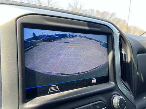 Used 2020 Chevrolet Silverado 1500 LT w/ LT Value Package image 15