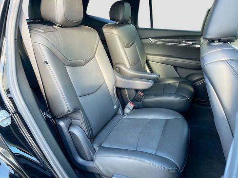 Used 2025 Cadillac XT6 Sport AWD/4WD image 30