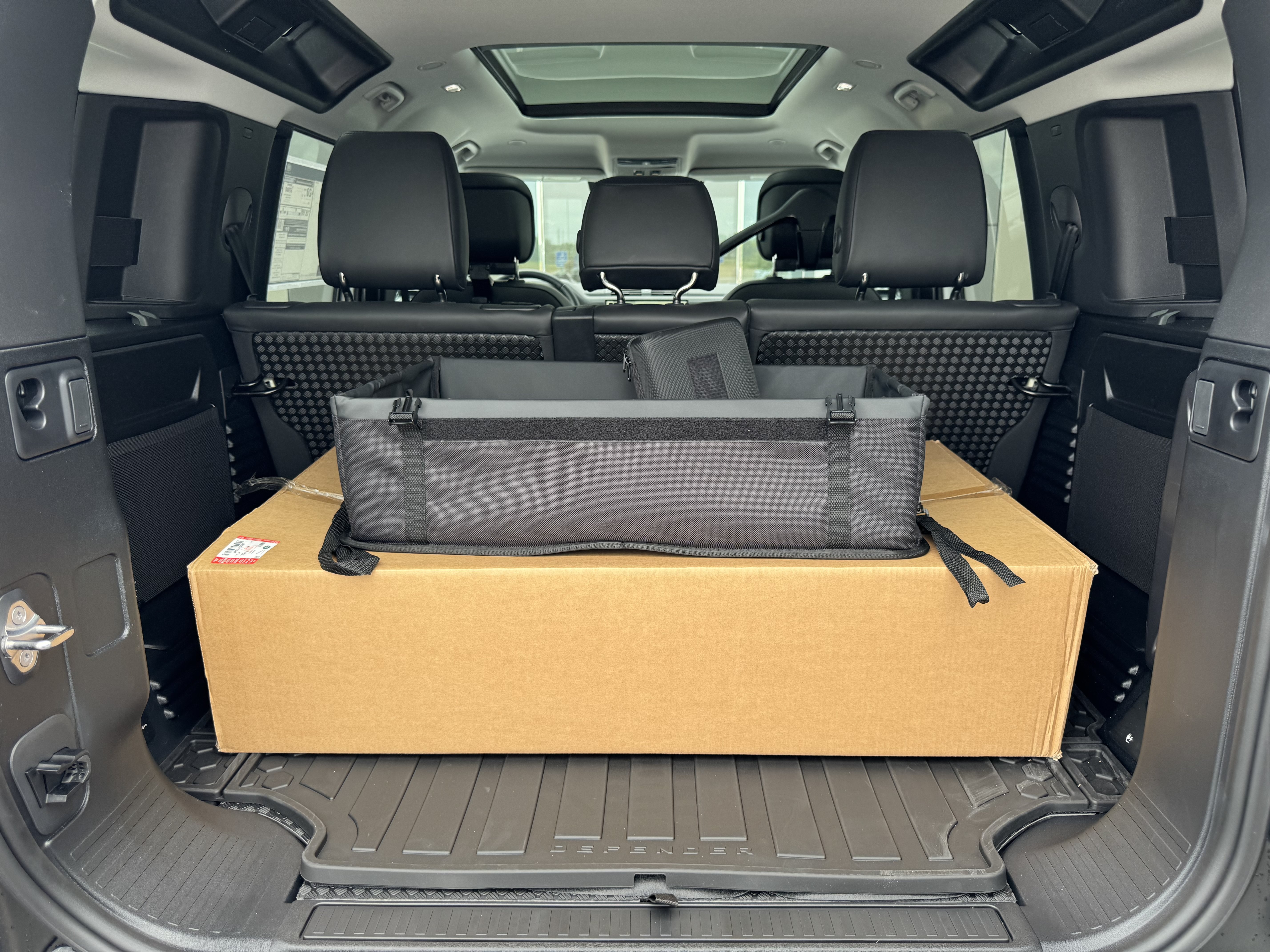 New 2026 Land Rover Defender 110 S AWD/4WD image 30