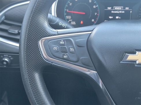 Used 2020 Chevrolet Malibu LT image 35