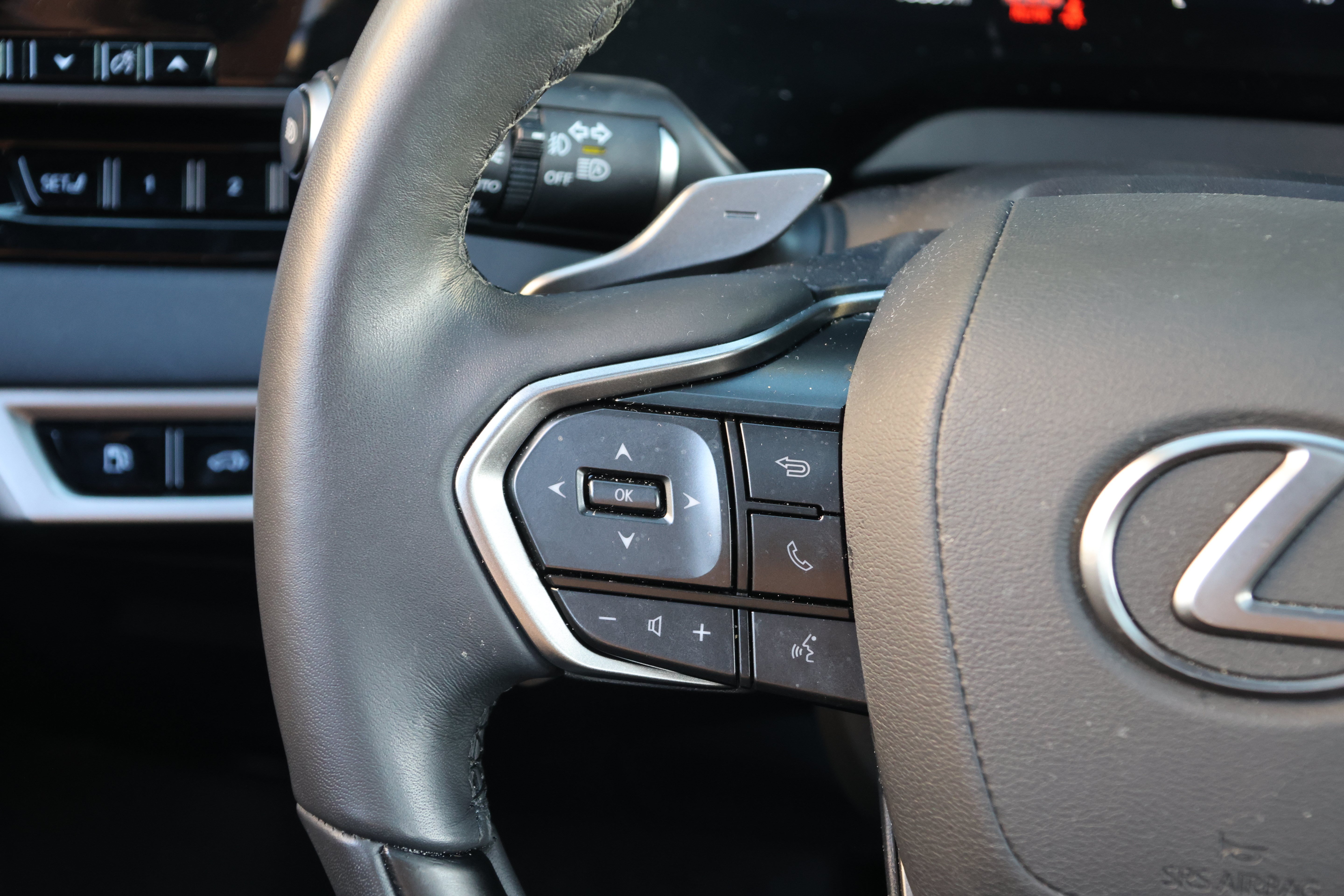 Used 2025 Lexus RX 350 Premium FWD image 29