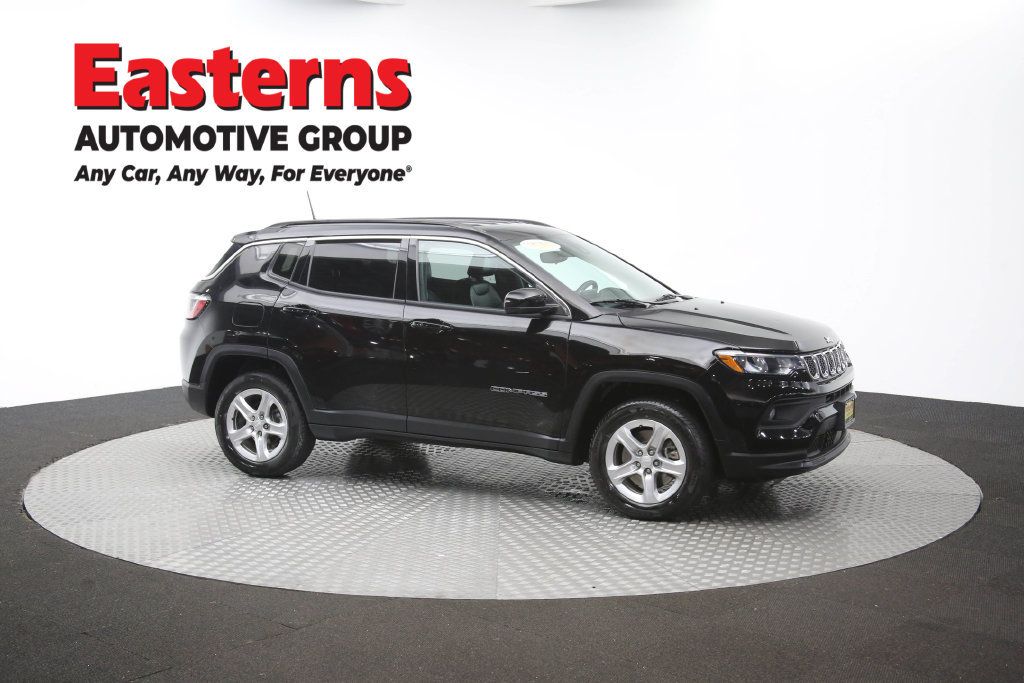 Used 2023 Jeep Compass Latitude AWD/4WD image 51