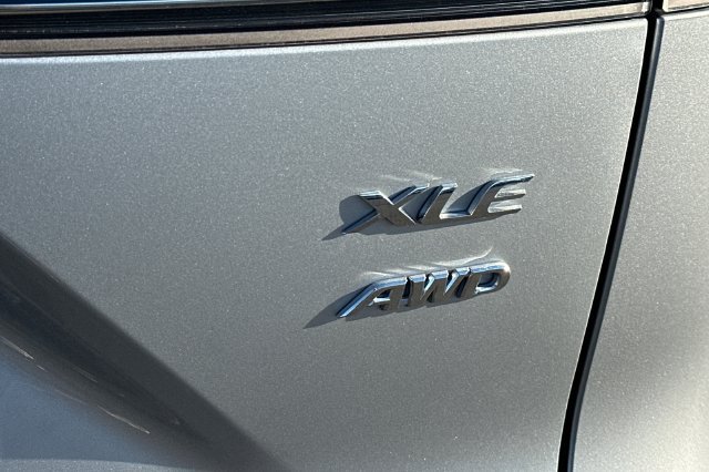 Certified 2026 Toyota Corolla Cross XLE w/ Convenience Package AWD/4WD image 30