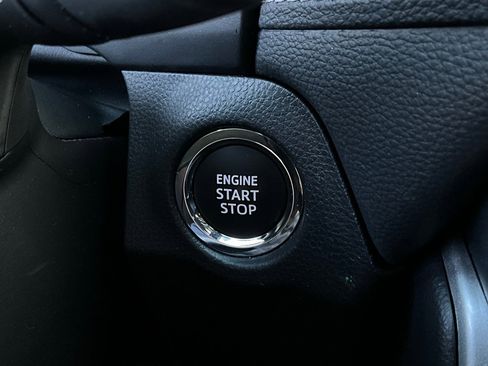 Used 2025 Toyota RAV4 XLE image 29