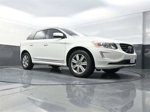 Used 2016 Volvo XC60 T5 Premier image 17