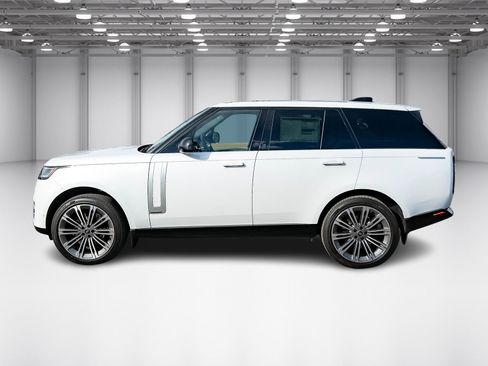 New 2025 Land Rover Range Rover Autobiography image 2