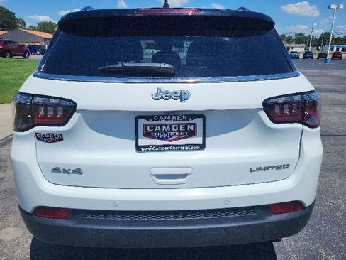 Used 2025 Jeep Compass Limited AWD/4WD image 13