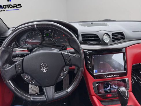 Used 2013 Maserati GranTurismo Sport RWD image 11