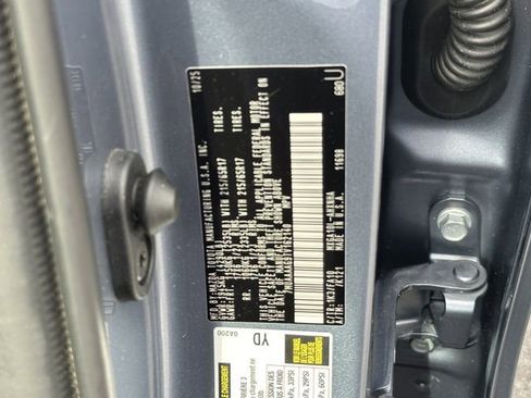 Used 2026 Toyota Corolla Cross L image 32