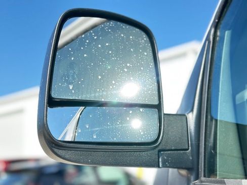 New 2025 Chevrolet Express 3500 LS image 18