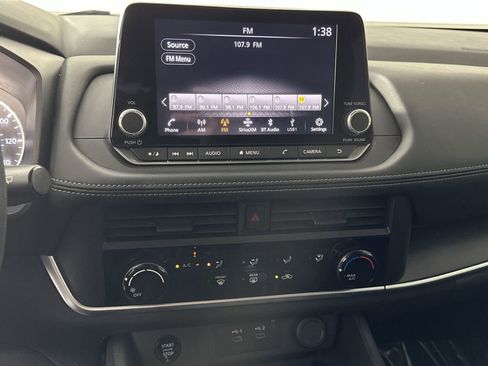 Certified 2024 Nissan Rogue S image 21