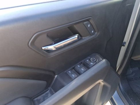 Used 2024 Chevrolet Colorado LT w/ LT Convenience Package AWD/4WD image 12