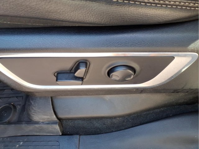 Used 2023 RAM 1500 Laramie AWD/4WD image 17