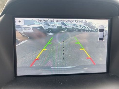 Used 2017 Ford Escape SE w/ SE Leather Comfort Package image 10