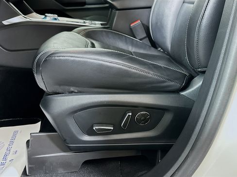 Used 2020 Ford Explorer ST w/ Premium Technology Package AWD/4WD image 19