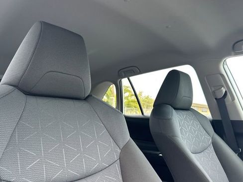Certified 2025 Toyota RAV4 XLE AWD/4WD image 21