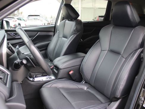 Used 2023 Subaru Ascent Limited image 6