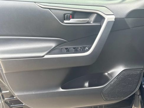 Used 2024 Toyota RAV4 XLE FWD image 25