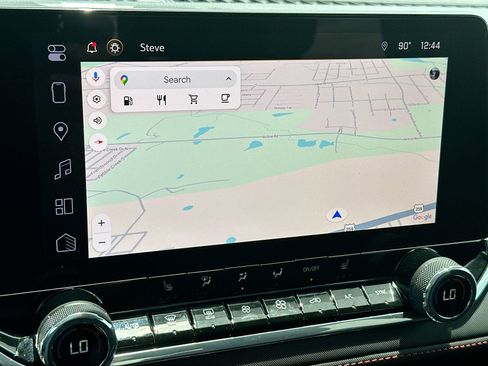 Used 2024 Chevrolet Colorado Z71 w/ Z71 Convenience Package 2 image 18