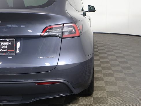Used 2023 Tesla Model Y Long Range image 17