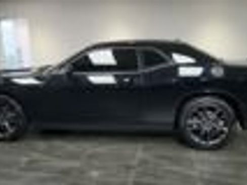 Used 2022 Dodge Challenger GT w/ Blacktop Package AWD/4WD image 2