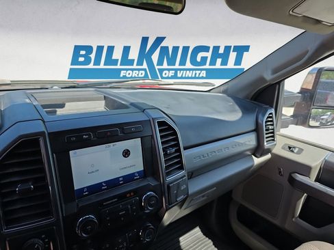 Used 2021 Ford F350 XLT w/ XLT Premium Package AWD/4WD image 10