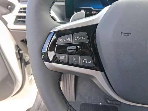 Used 2025 BMW 230i Coupe w/ Premium Package image 16