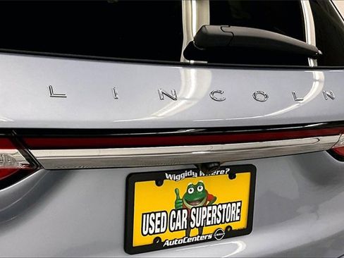 Used 2022 Lincoln Corsair Reserve w/ Luxury Package image 8