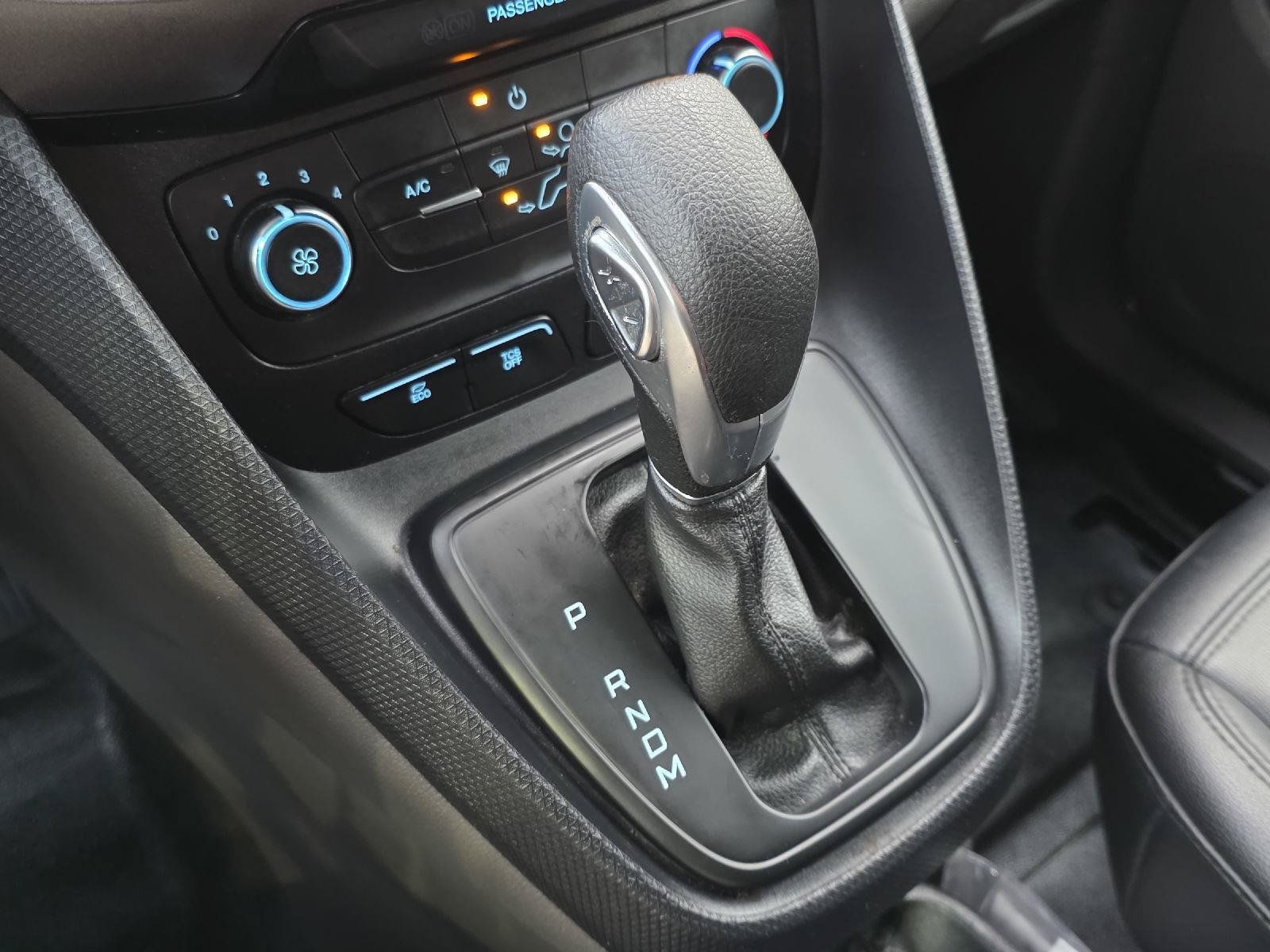 Used 2016 Ford Transit Connect XL FWD image 14