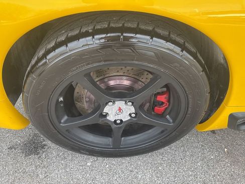 Used 2002 Chevrolet Corvette Convertible w/ Preferred Equipment Group2 image 15