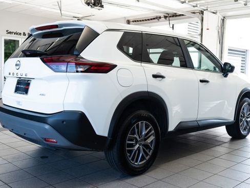 Used 2023 Nissan Rogue S AWD/4WD image 6