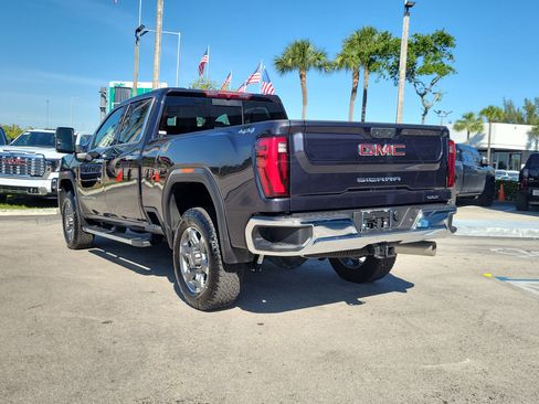 Used 2025 GMC Sierra 2500 SLT w/ SLT Premium Package AWD/4WD image 7
