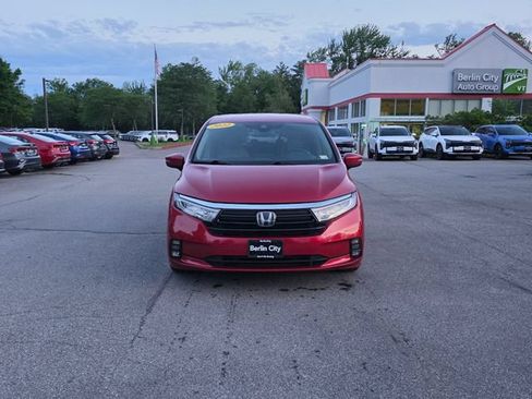 Used 2022 Honda Odyssey EX image 3