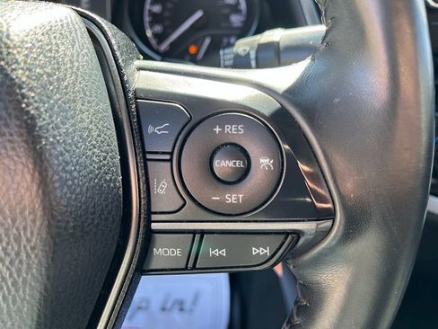 Used 2023 Toyota Camry SE FWD image 16