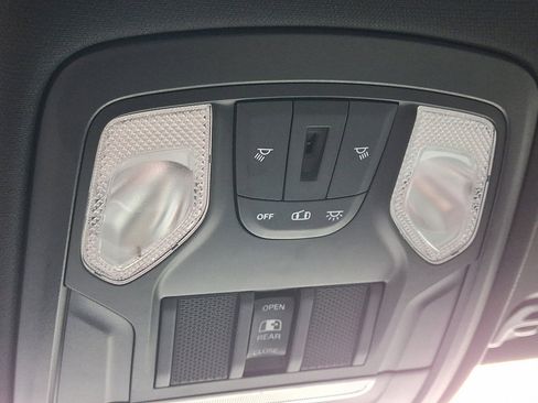 Certified 2021 RAM 1500 Big Horn image 32