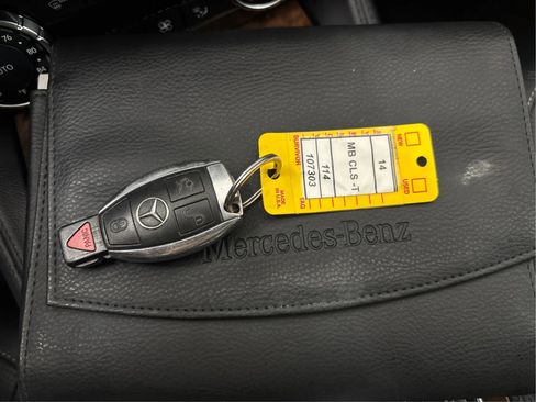 Used 2014 Mercedes-Benz CLS 550 4MATIC image 41